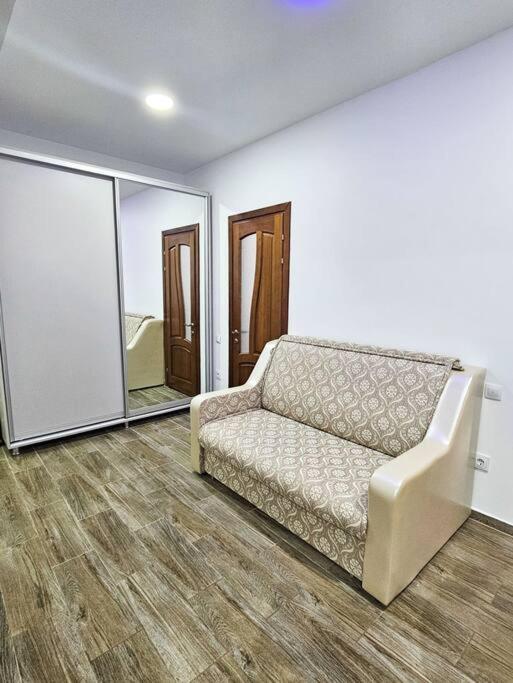 2 Bedroom Central Apartment Kischinau Exterior foto